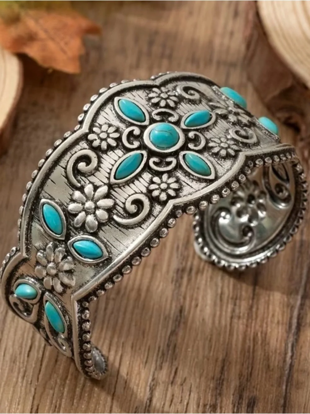 Inspired vintage Turquoise Floral Silver tone Cuff Bracelet - Women Jewelry